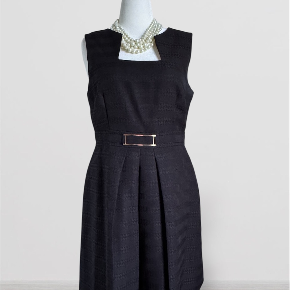 Chic Black Midi Dress with Belt